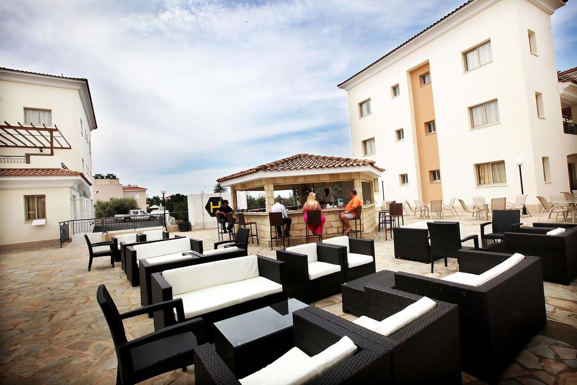 Oracle Exclusive Resort Paphos Kültér fotó